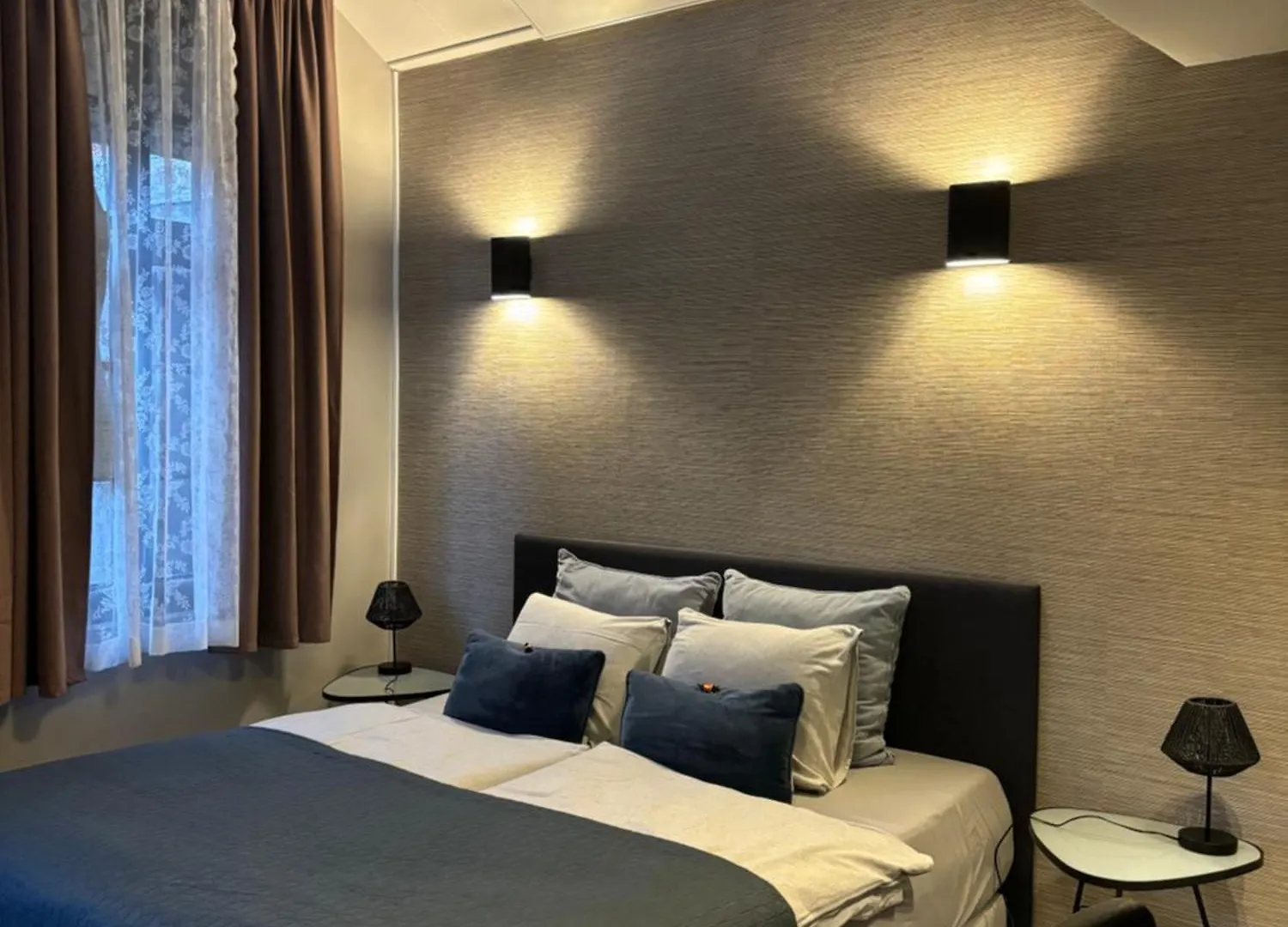 Guesthouse De Loft Μπριζ